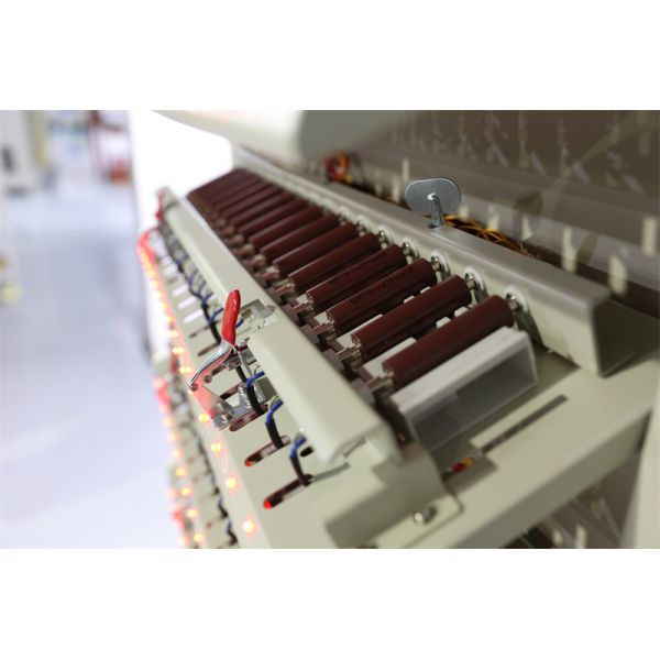 5V 3A 256 Channels Linear Lithium Cell Grading Machine 18650 Li Ion Battery Capacity Tester