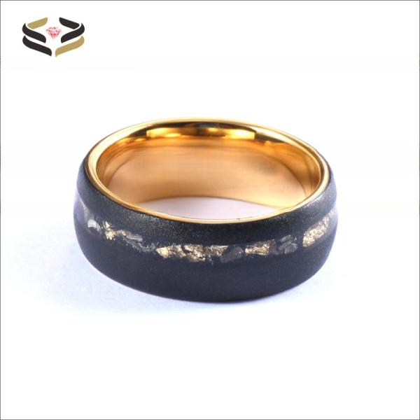 Men Crushed Meteorite Tungsten Ring Sandblasted Gold And Black Gold Foil 8mm