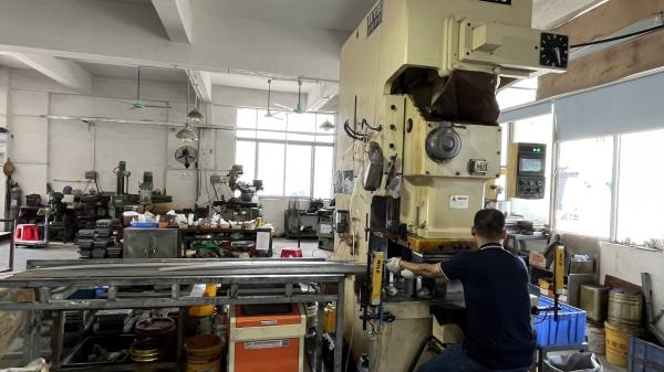 Custom Aluminum Sheet Metal Components Fabrication Stamping Welding Services