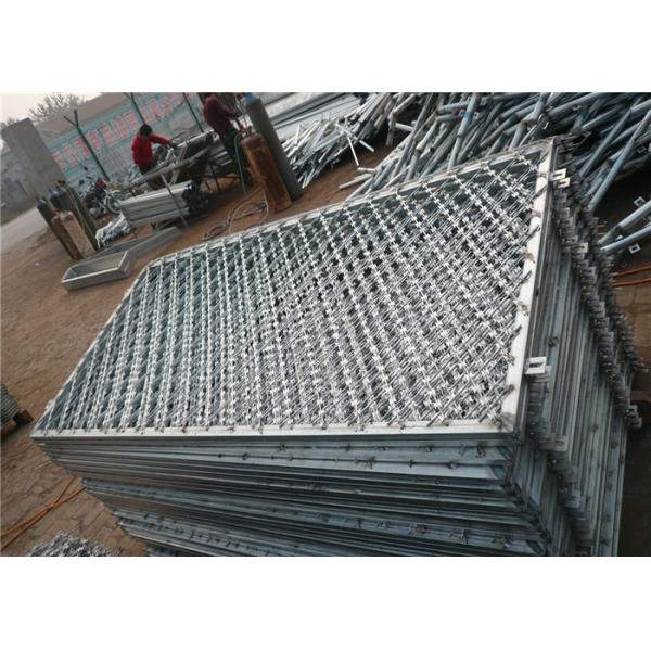 BTO-22 CBT-65 High Security Wire Fence , Prison Coiled Military Flat Barbed Wire