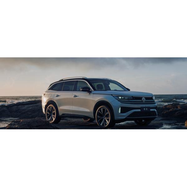 Large Space 2024 VW Tavendor 380TSI R-Line 4WD SUV With Electric Copilot Seat Adjustment