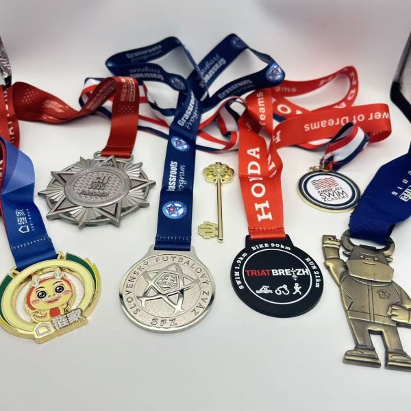 City Road Run Zinc Alloy Painted Marathon Medal,Fit for marathon, fun run, charity & sport events