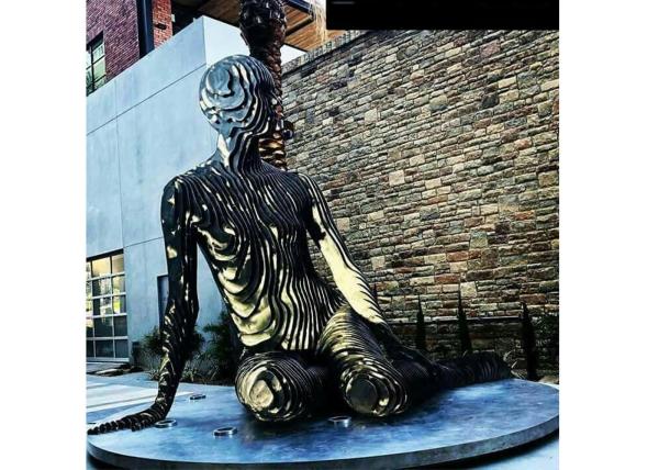 Jardim ou pátio decorativo corte a laser escultura de mulher de aço inoxidável