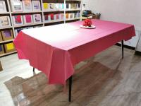 Rosa quente das toalhas de mesa descartáveis do papel do partido com tampa de tabela plástica para o partido do ASSADO