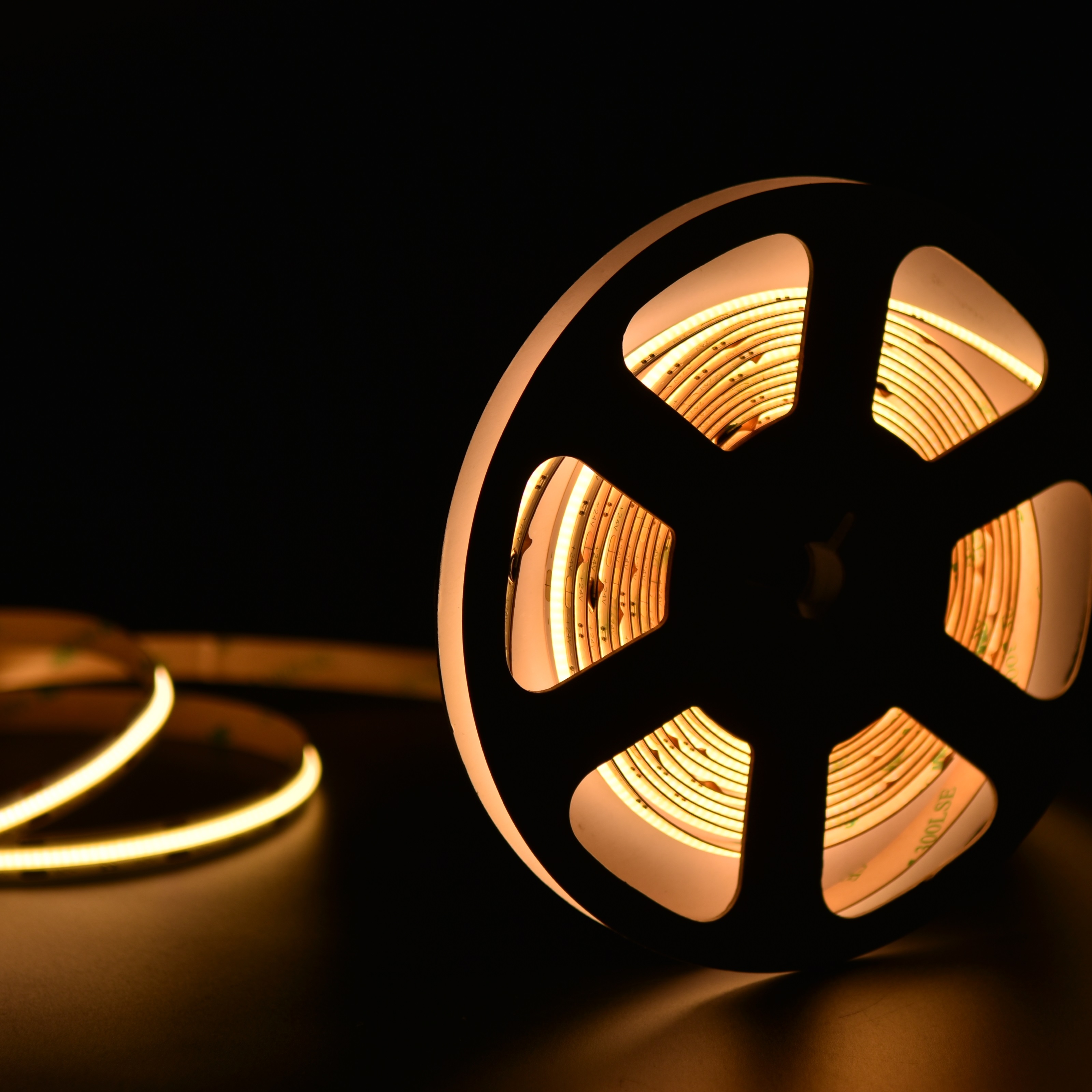 СИД УДАРА DC 12V обнажает 2.8mm 480Leds на метр для домашнего украшения