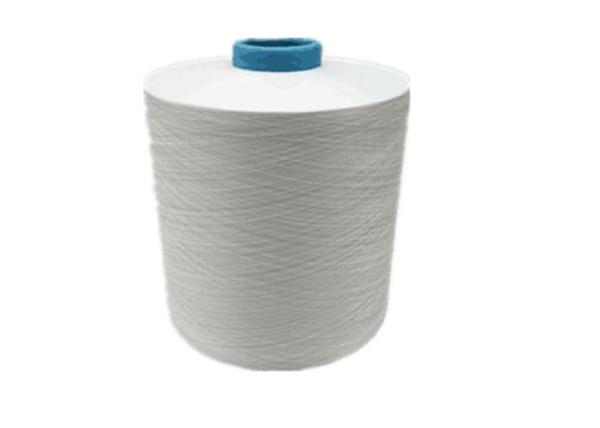 O núcleo 100% do poliéster girou Eco branco da categoria do fio 30S AA/tingido cru amigável