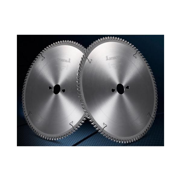 Anticorrosive Welded Round Cutting Blade , Multifunctional Carbide Saw Blades