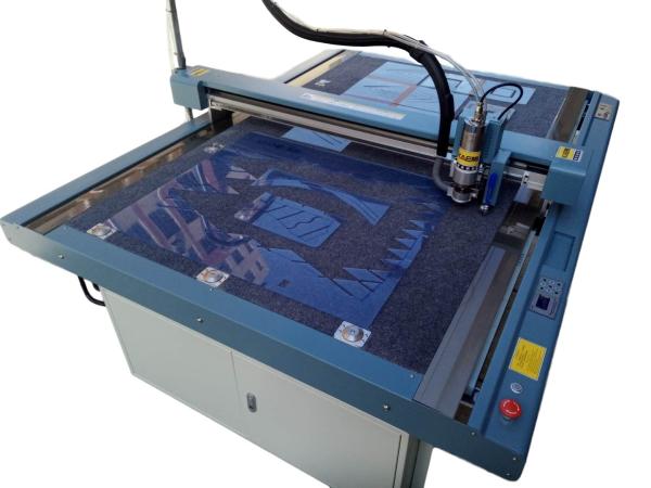 400KG Weight Cutting Scope Template Cutter for Garment Pattern 1500*1200mm Machine
