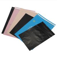Un sac en plastique biodégradable 100% composable et écologique avec un emballage imprimé en 8 couleurs
