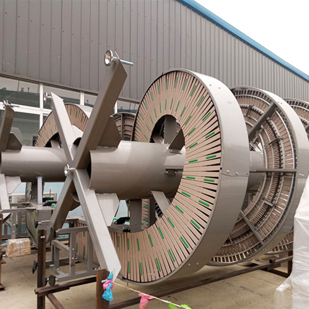 High-Accuracy Vertical Screw Lift Chain Conveyor with Adjustable Speed and Customizable Size