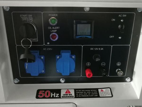 Factory Direct Silent Version 3/5/8/10 KW Diesel Generator Set Small Industrial Emergency