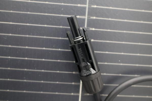 XSFM-120-T Flexible Solar Panels 120W 200W 300W Thin Film Portable Bandability with Short-Circuit Voltage Temperature Coeffi 0.04%