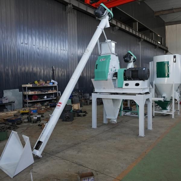 CE Manual Fish Feed Pellet Machine 350-450kg/H Cattle Feed Making Machine