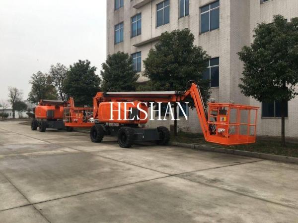 Self Propelled Articulated Boom Lift Hydraulic Truck Mounted Aerial Platform