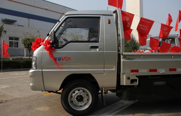 1~2 tons New Condition china made in ce approved electric mini truck for sale