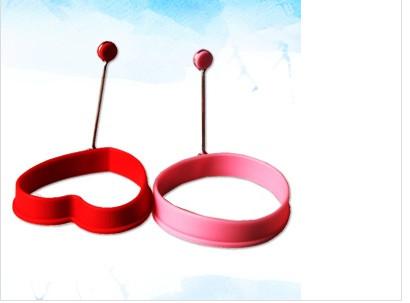 Egg Shaper Silicone Kitchenware Products , Silicone Fried Egg Ring Poacher Mold