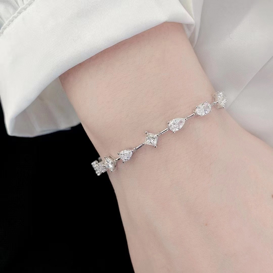 14K Brilliance Lab Grown Man Made Diamond Bracelets Star Fashion Style
