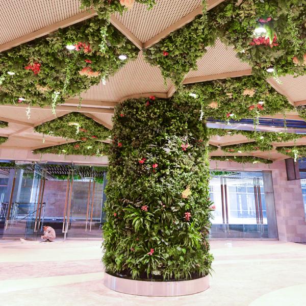 Fire Retardant Artificial Landscape Trees Pillar Plant Shopping Mall Decor