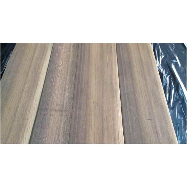 Customized American Natural Oak Wood Veneer Quarter Cut / Straight Grain Dyed Smoked For For Hotel Decoration