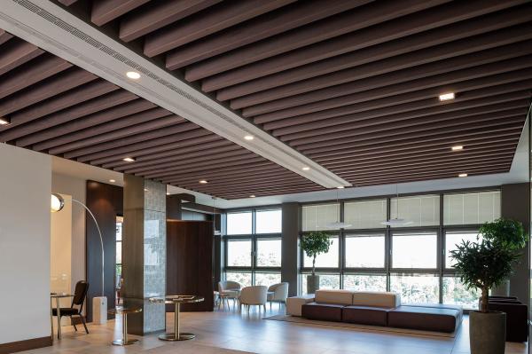 Panel de techo acústico microperforado de madera de 2/2/0.5 mm con resorte de torsión