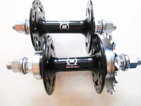Novatec A165SBT/F166SBT Fixed Gear Hubs O.L.D 100/120mm for Track bike Wheel Filp Flop 20/24 32h Freewheel in Black Red