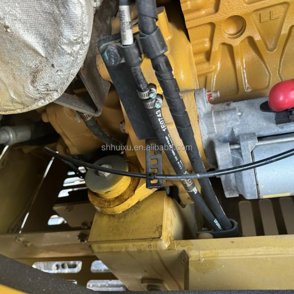 精度と燃料省エネ 材料処理用の使用猫掘削機305.5E