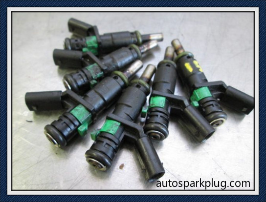 MERCEDES 2012 GLK350 X204 Mercedes Benz Fuel Injectors OEM 2720780023 / A272078
