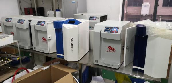 ZWL- LS1-30 Compact Design Ultrapure Water Machine For Laboratories 30L/H