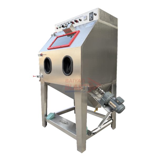 Small Automatic Wet Vapor Blasting Machine For Batch Hardware Parts Processing