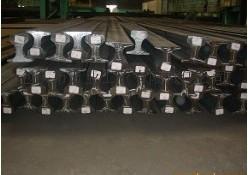 Rail en acier ferroviaire de grue, épaisseur QU100 de Web de 28 - de 44mm