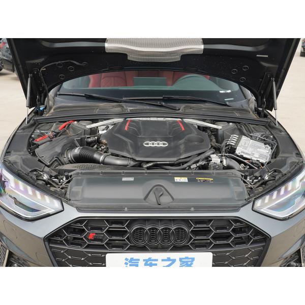 Experimenta viajes familiares de lujo con Audi S4 3.0 TFSI Coche de gasolina Euro VI Estándar de emisiones