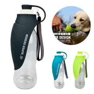 Os cães de estimação portáteis da garrafa de água exterior do cão viajam