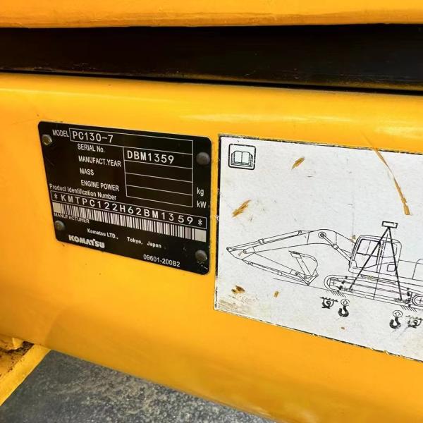 PC130 Used Komatsu Excavator 13 Ton Hydraulic Crawler Excavators