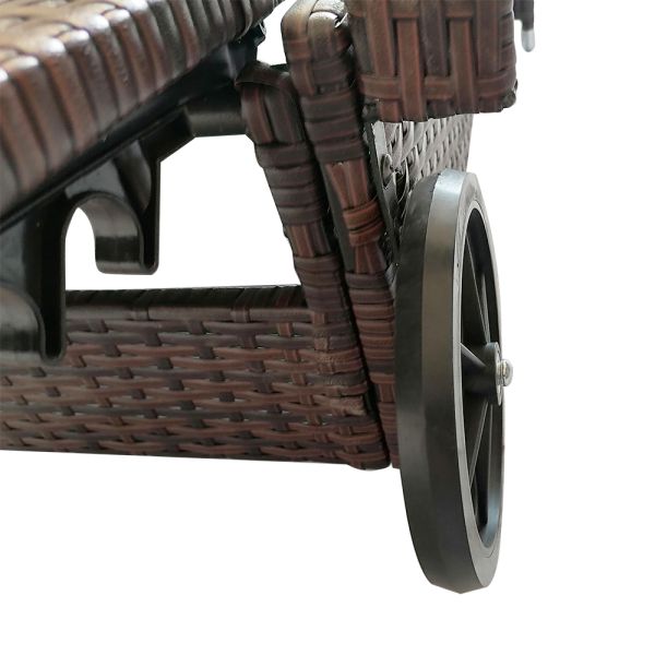 Leisure Outdoor Rattan Double Sun Bed Rattan Wicker Chaise Lounge Poolside Style Modern Furniture Sunbed with Wheels
