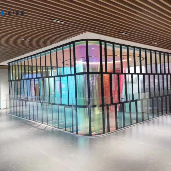 Дихроическое стекло с гладкой поверхностью толщиной 2-12 мм