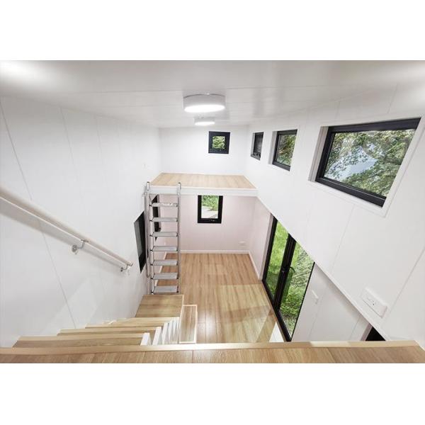 Light Steel Frame Tiny Home 2.4m*7.8m Electric Heating White/Black