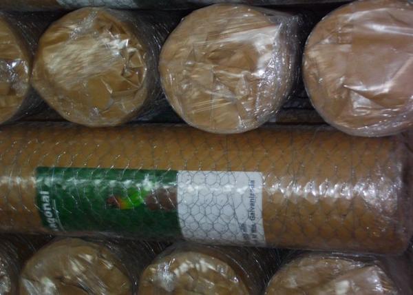 PVC Coated Or Galvanized Hexagonal Chicken Wire Mesh For Poultry