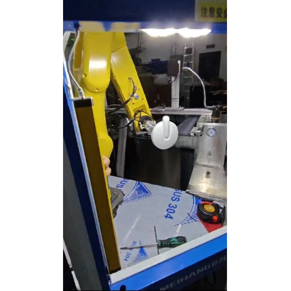 Plastic Automotive Parts PLC Deburring Robot for Grinding / Surface Finishes