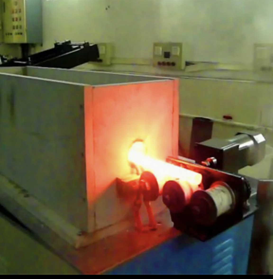 Bolt Induction Forging Machine 380V Induction Forging Heater Customized