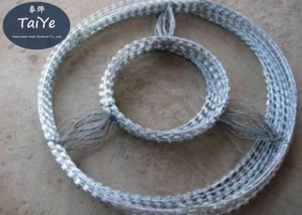 Double Cross  Concertina Razor Barbed Wire Coils 1600 MPa High Tensile