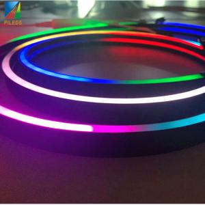 Flexible LED Neon Light Strip WS2811 Matériau en silicium noir et blanc Pour la