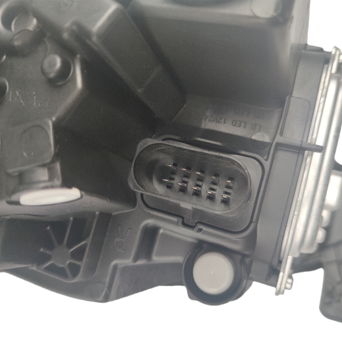 3.0.01.10.00628ZZ 2026 New Leapmotor C11 Front Fog Lamp Assembly | Front Bumper Fog Light | Headlight Lighting Car Accessories