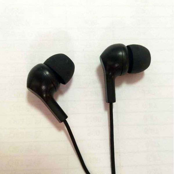 MP3/4/5 PC and Cellphone Compatible Aviation Earphone with No Memory Card Slot