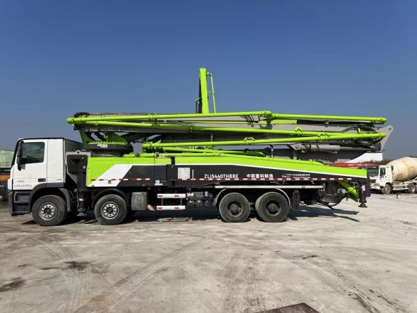 Used 56 meters of concrete pump truck 56 meters remanufacturing pump truck procedures are complete