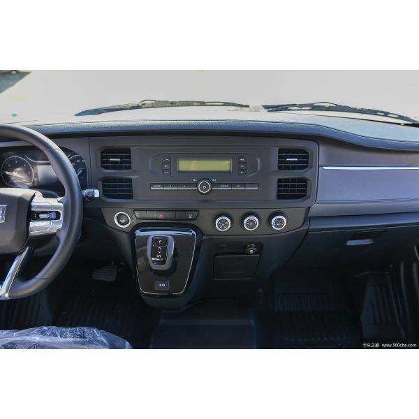 Asientos de cuero 2023 JMC Fushun Cargo Van 3-17 asientos de pasajeros Diesel de 8 velocidades Automático 2.0T 146hp Sin control de estabilidad