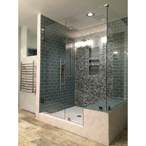 Долговечная гидравлическая стеклянная дверная петля для подключения стекла к стеклу