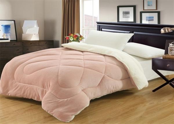 Coral Fleece Winter Quilt Sets With Soft And Fluffy 100% Polyester Filling