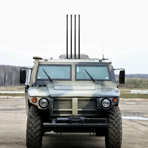 Mini-2 Vehicle Mounted UAV Counter Controller Suppressor UAV Defense System Omnidirectional Jamming Equipment