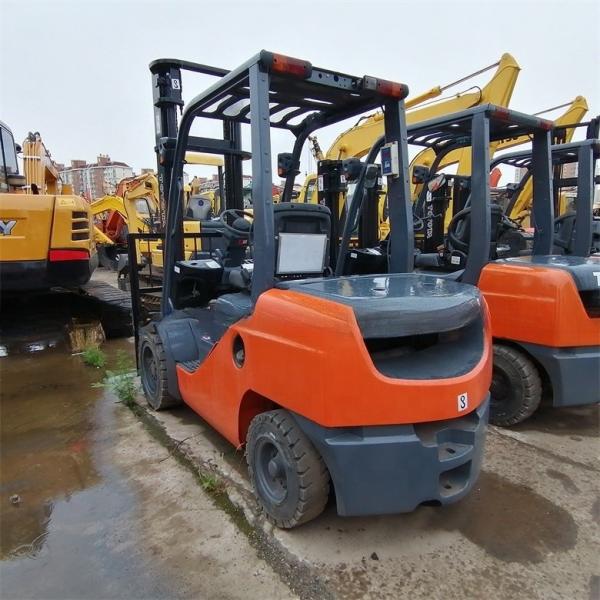 Multifunctional 3 Ton Japan Imported Used Toyota Forklift Ready In Low Working Hours