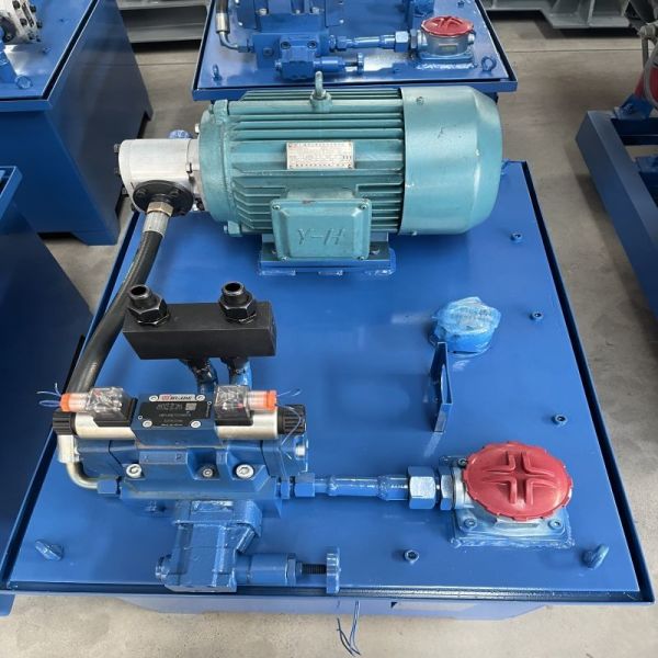 Customized Color Marine Electric Winch for Smooth Operations and Durable Steel Construction
